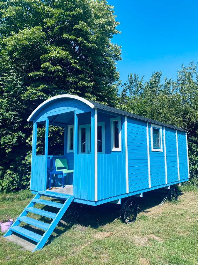 Pipowagens Bij Pannenkoekenrestaurant & Camping De Koppenjan 'Een Uniek Verblijf Met Kinderspeelboerderij' Jubbega-Schurega Extérieur photo