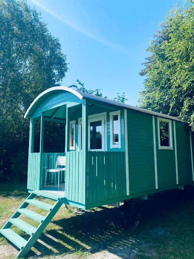 Pipowagens Bij Pannenkoekenrestaurant & Camping De Koppenjan 'Een Uniek Verblijf Met Kinderspeelboerderij' Jubbega-Schurega Extérieur photo